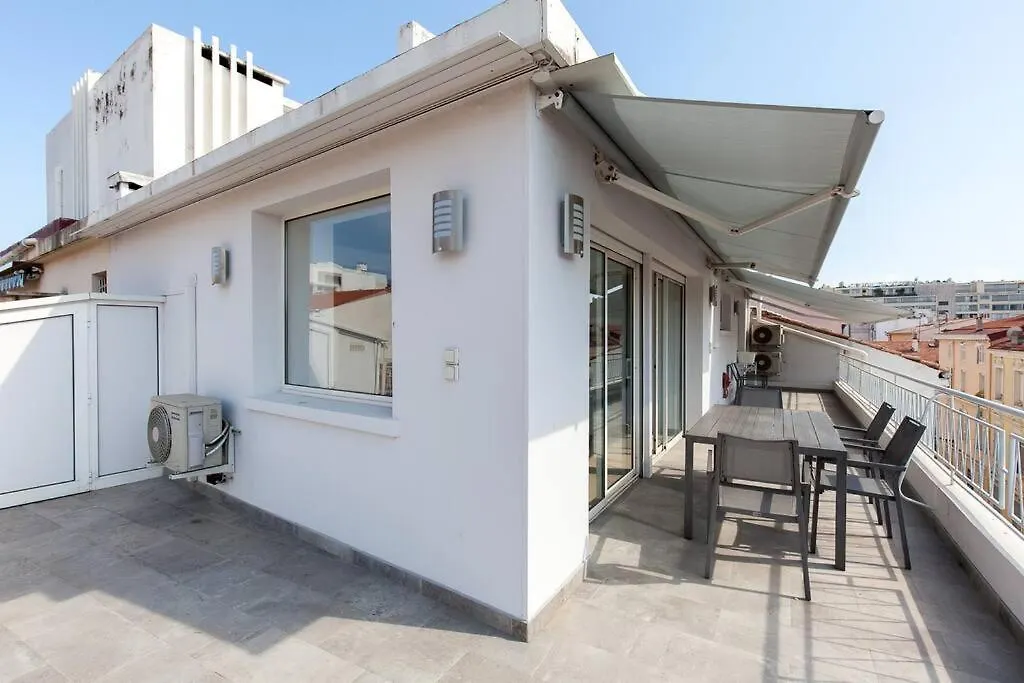 Modern 2 Bedrooms In The Centre Cannes