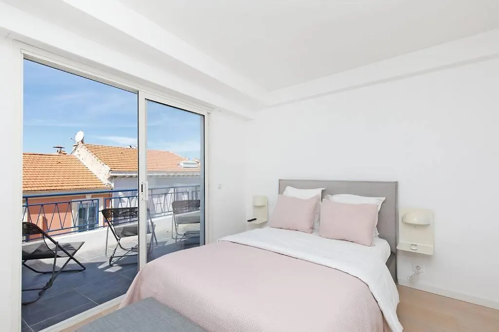 Apartment Modern 2 Bedrooms In The Centre Cannes